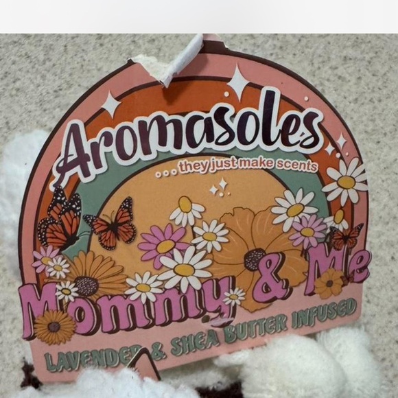 aromasoles Shoes - Women's Lavender & Shea Butter Infused Slippers